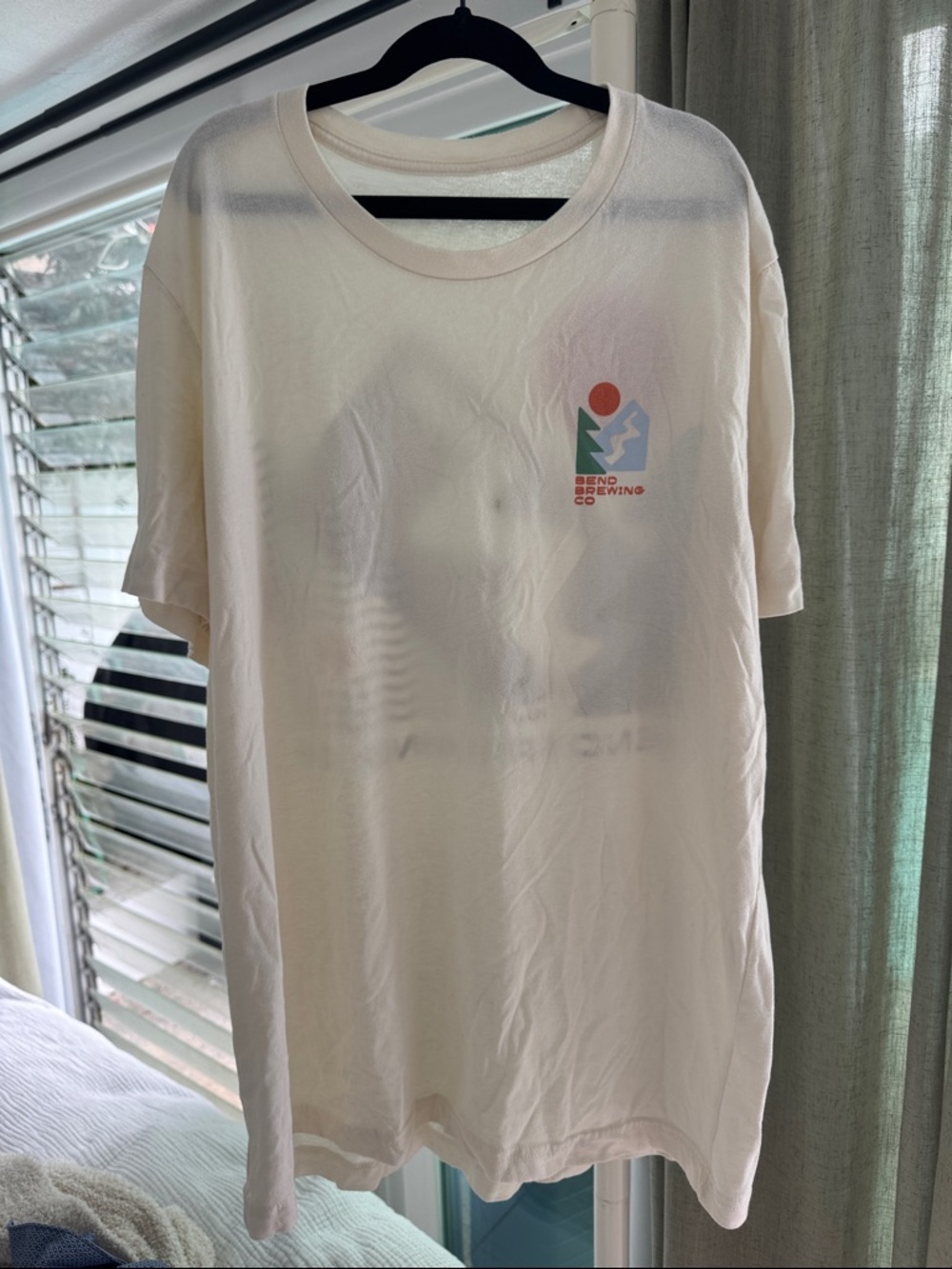 Men’s Cream Graphic Logo T-Shirt